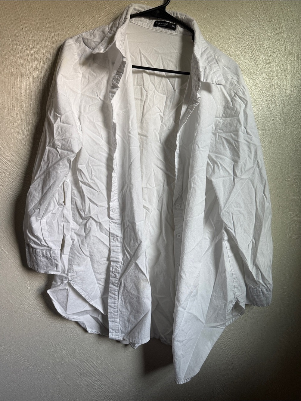 SHEIN Men's White Button-Up Dress Shirt
